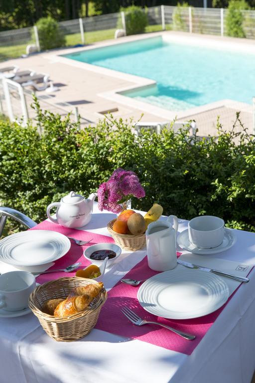 Logis Hotel Restaurant Spa Beau Site ليوكسيل لو بينز المظهر الخارجي الصورة