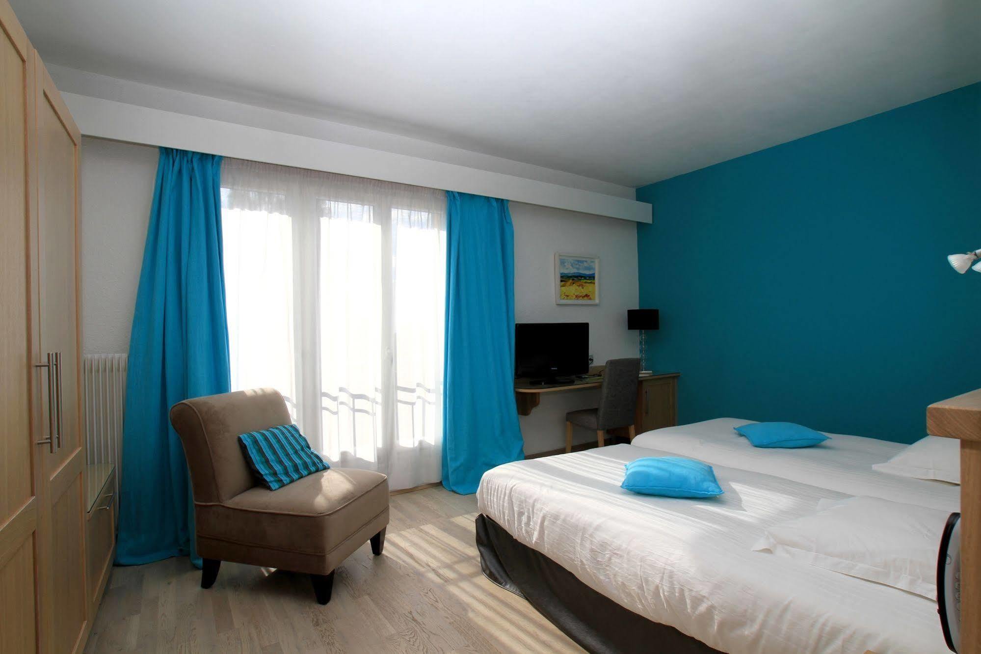 Logis Hotel Restaurant Spa Beau Site ليوكسيل لو بينز المظهر الخارجي الصورة