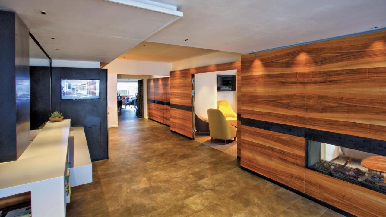 Logis Hotel Restaurant Spa Beau Site ليوكسيل لو بينز المظهر الخارجي الصورة
